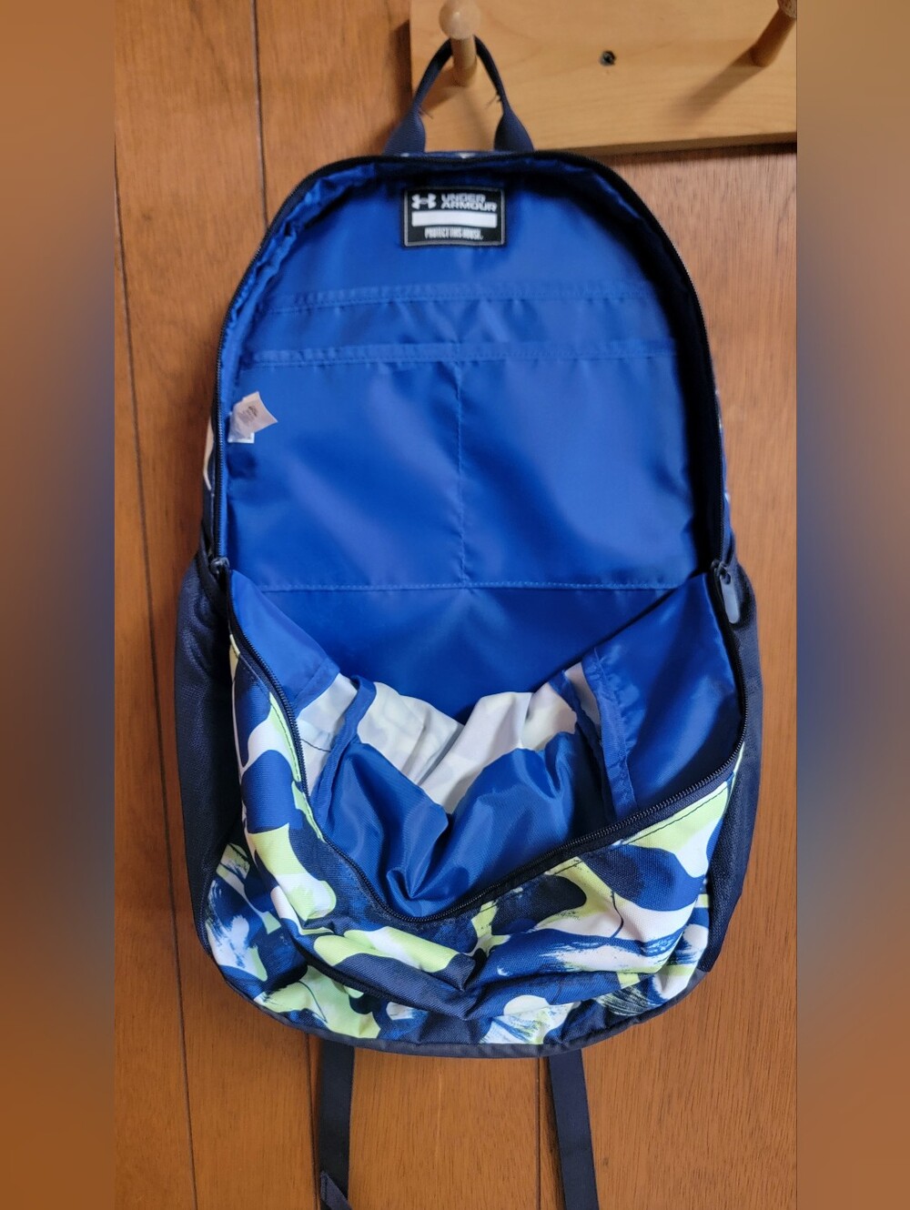Book bag - Picture 3 of 5